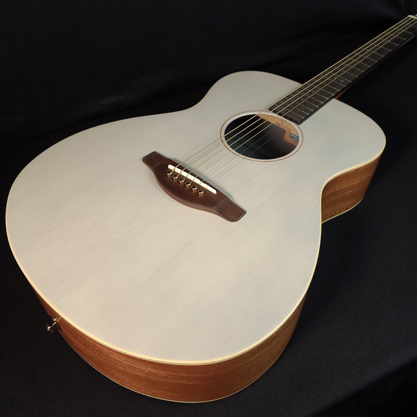 Yamaha Storia I Acoustic Electric Guitar Solid Top