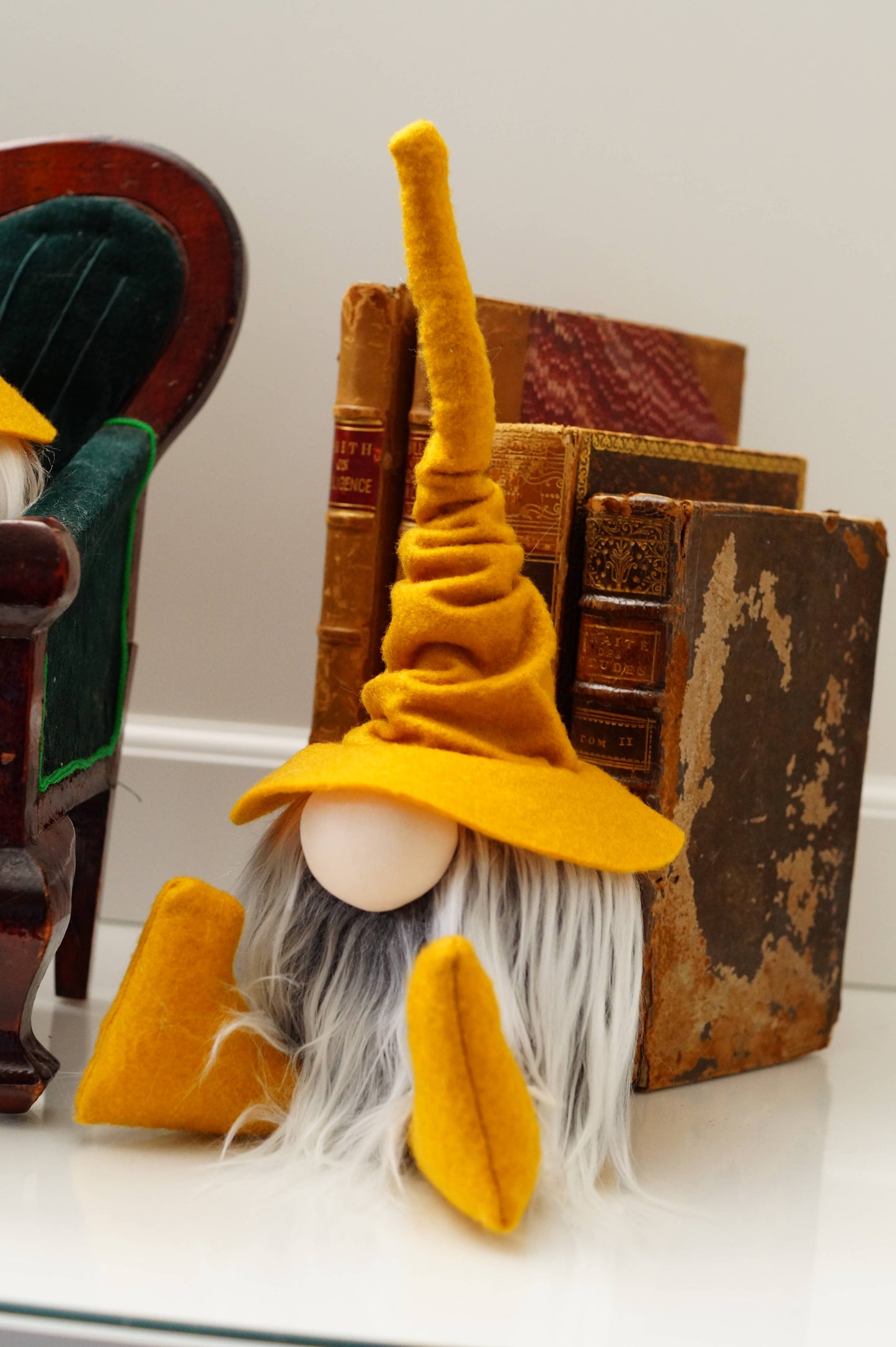 Gnomevillestudios - Fall Wizard Gnomes – All-Season Magical Book Shelf decor
