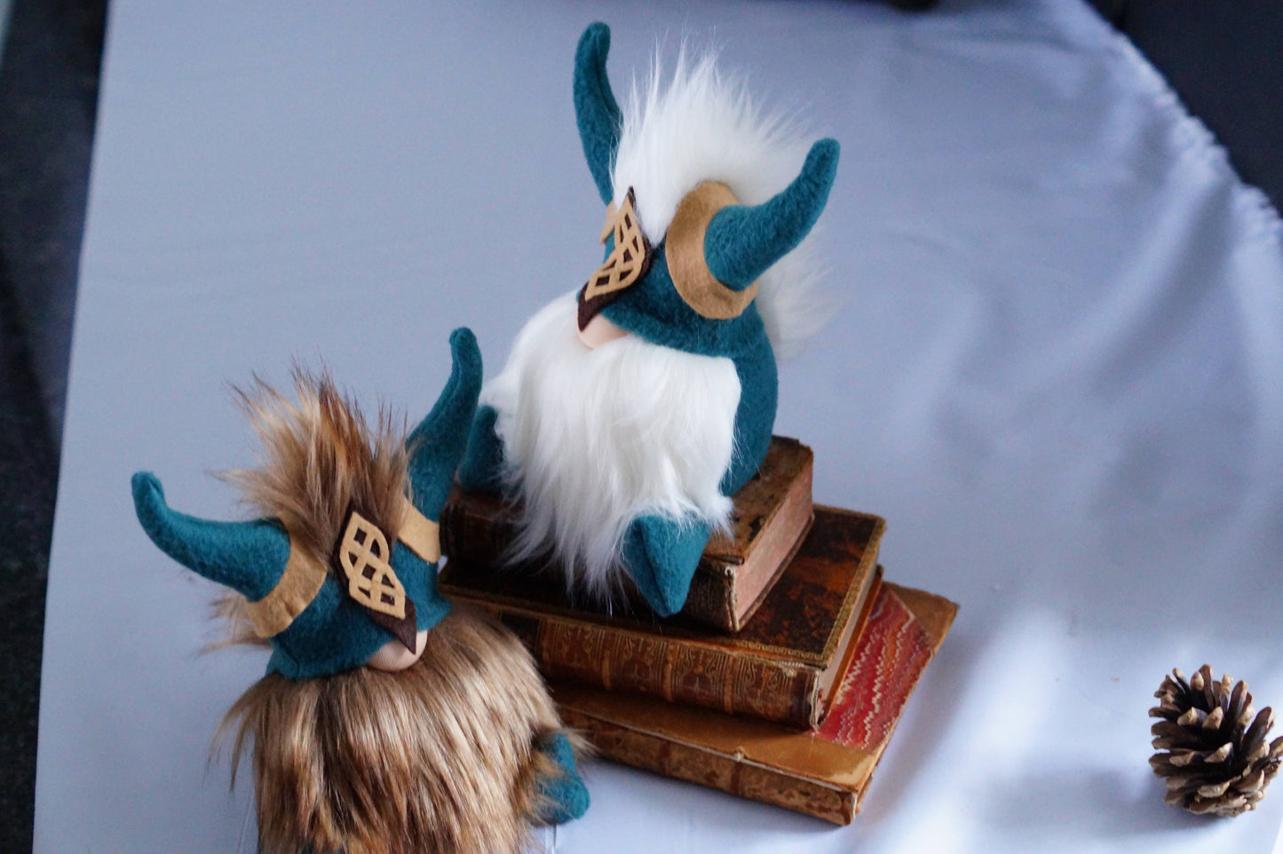 Gnomevillestudios - Viking Gnome- Blue with honey beard