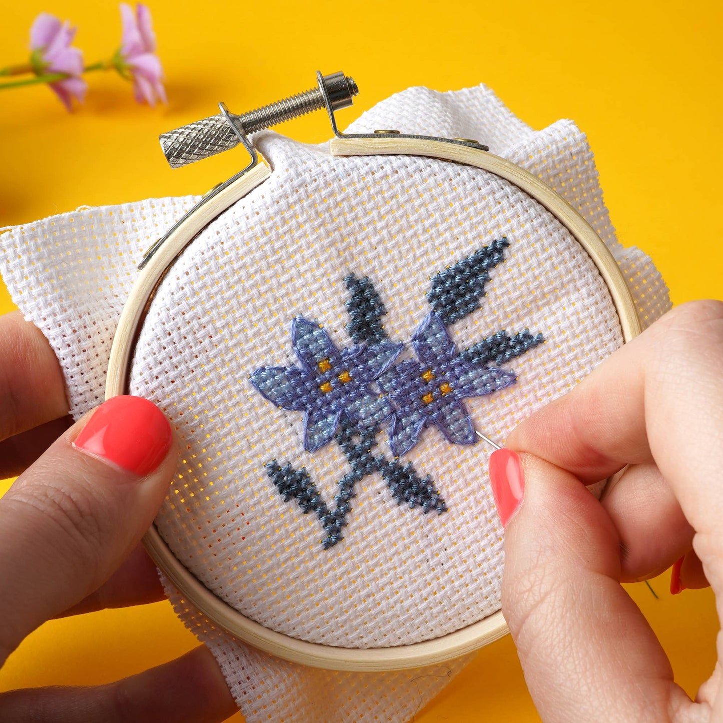 The Beekeeper Mini Embroidery Kit