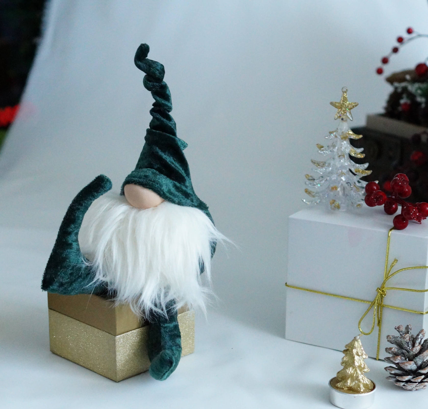 Gnomevillestudios - Green Velvet Christmas Elf gnome with over sized feet