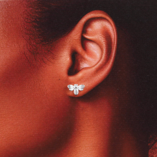 Wonderful Life Bee Earring Silver