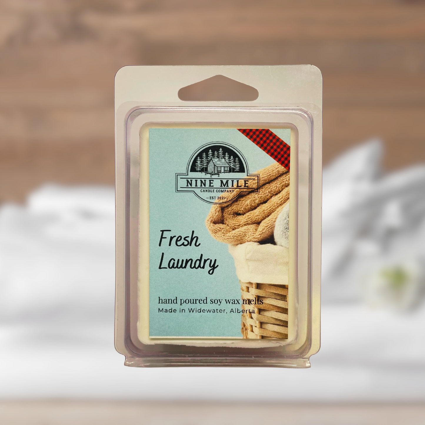 Nine Mile 14 oz Soy Candle Fresh Laundry
