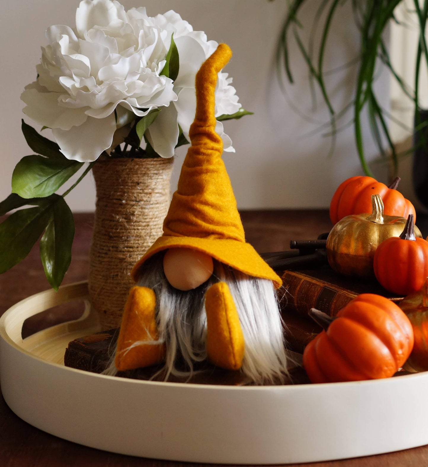 Gnomevillestudios - Fall Wizard Gnomes – All-Season Magical Book Shelf decor