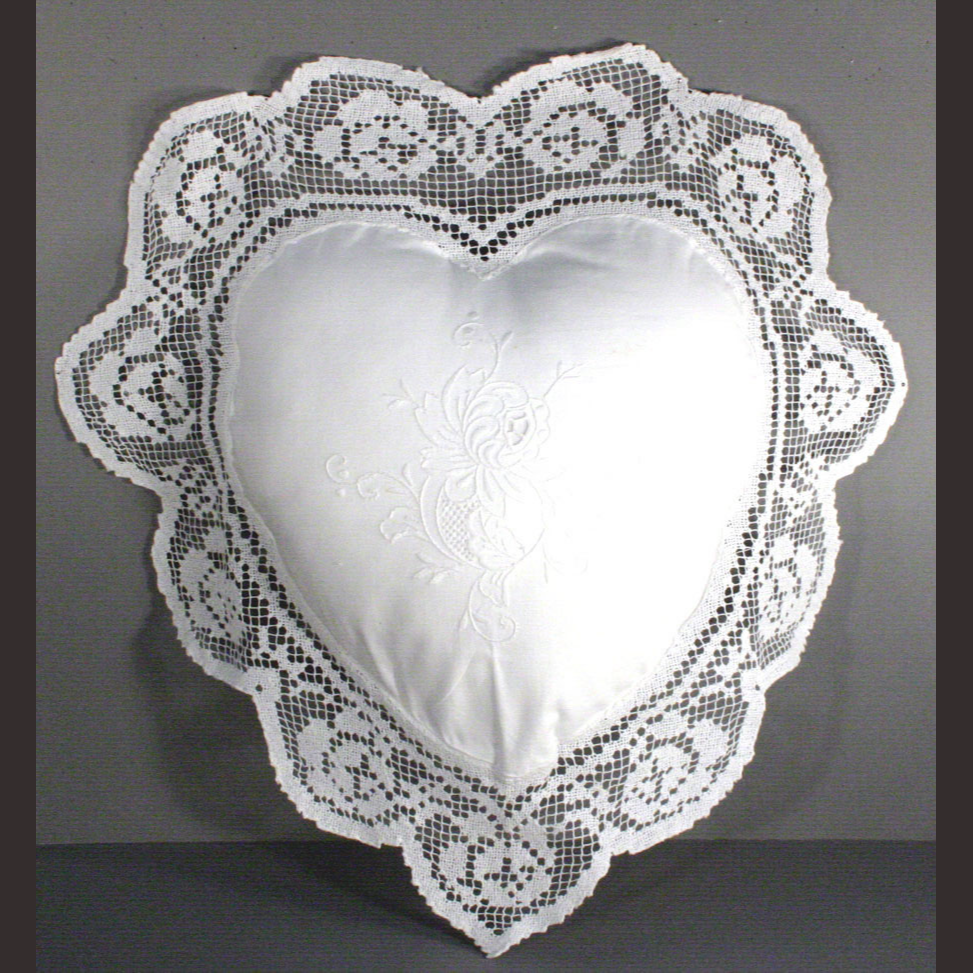 Eastern Sunrise Lace And Linens Inc. - Tuscany Lace Modano Heart Pillow Satin Stitch Chrysanthemum