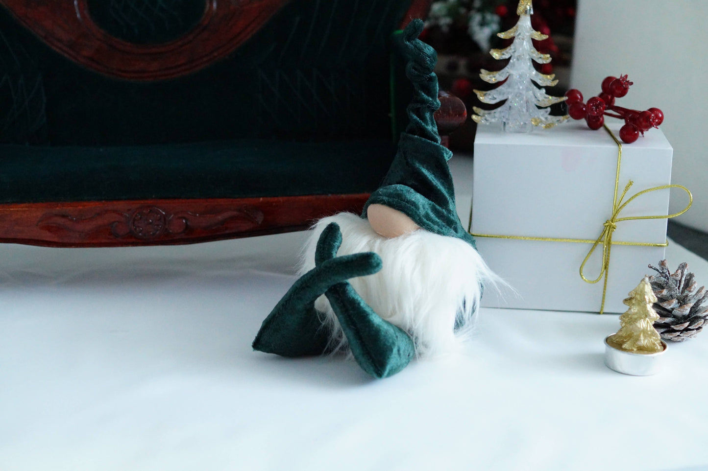 Gnomevillestudios - Green Velvet Christmas Elf gnome with over sized feet