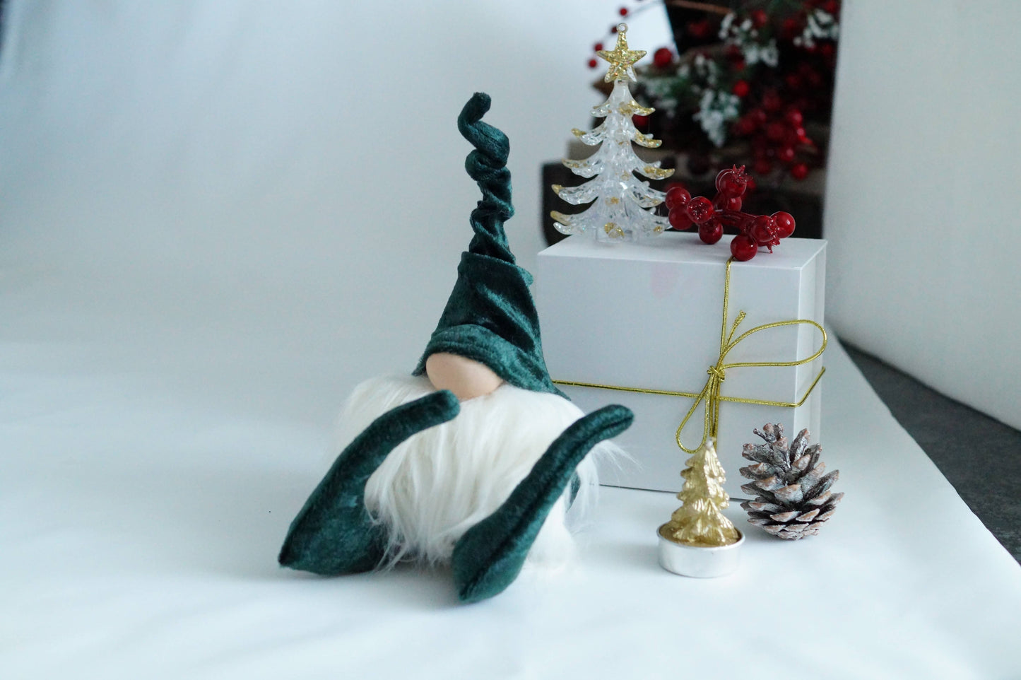 Gnomevillestudios - Green Velvet Christmas Elf gnome with over sized feet