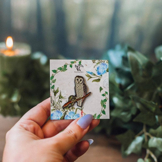 Costurero Real - Enamel Pin Brown Owl