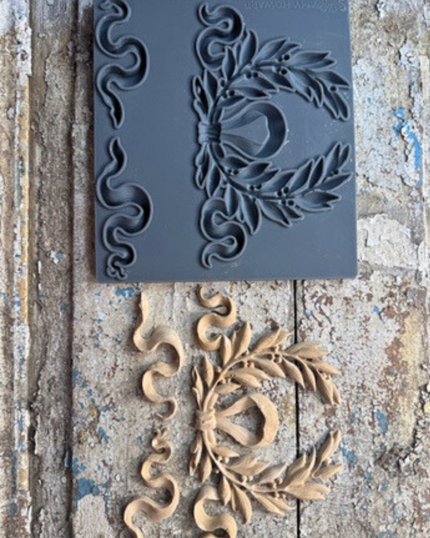 Amy Howard at Home : Decorative Mould - Laurel Wreath