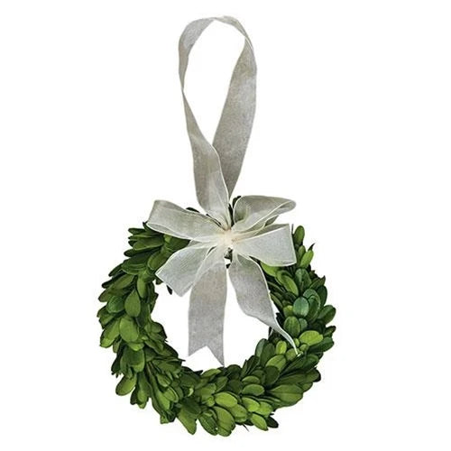 Boxwood Ring w/ Ribbon