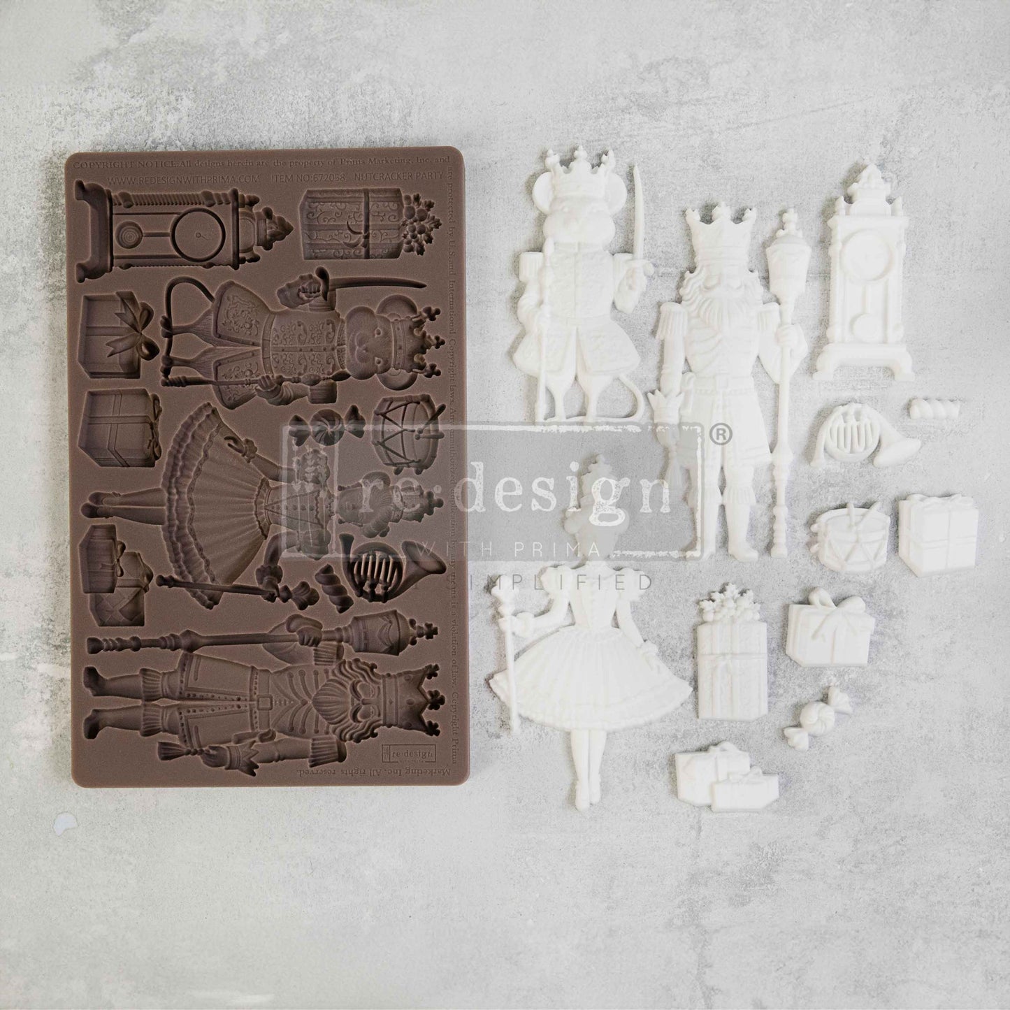 Re-Design With Prima® Decor Moulds  – Nutcracker Party 5x8"