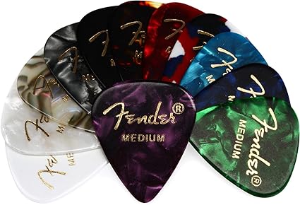 FENDER ASSORTED MEDIUM 12 PAK PICKS