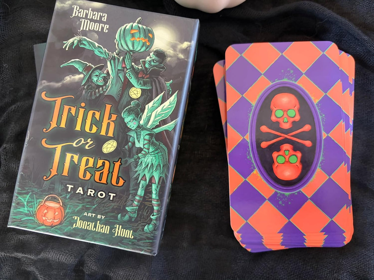 Trick Or Treat Tarot: Small Kit Edition