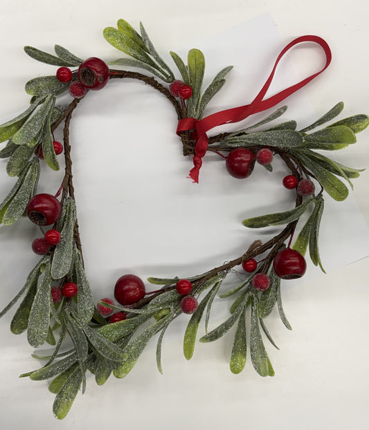RED BERRY HEART WREATH