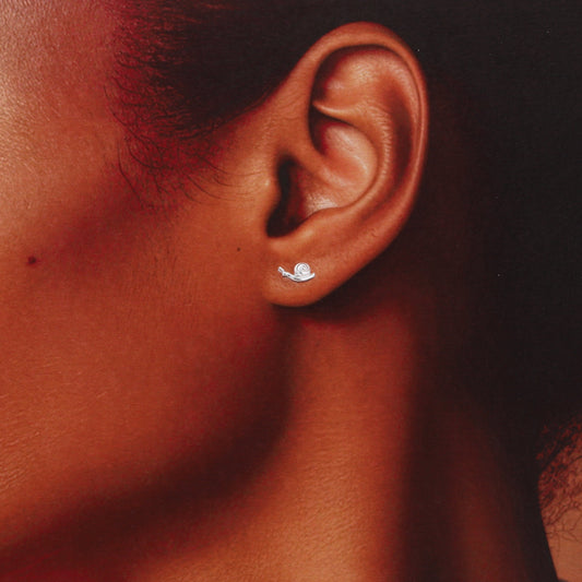 Friends Forever Little Snail Earring Silver