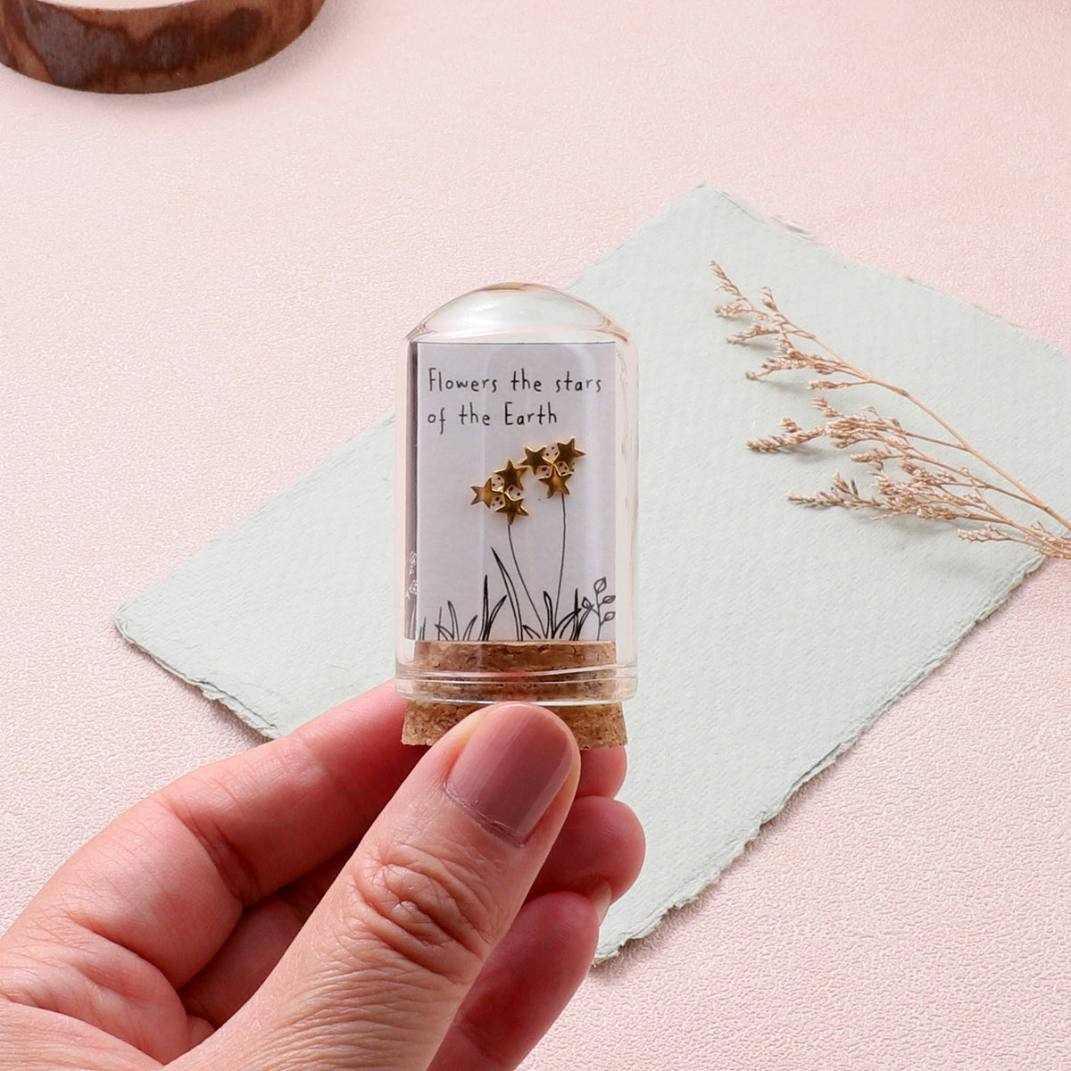 Flower Are The Stars of the Earth Earring Gold