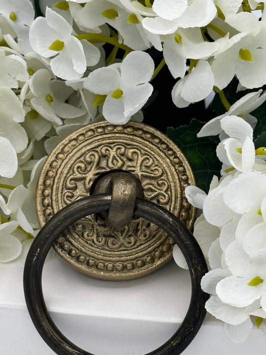 Wheel Floral Metal Knobs