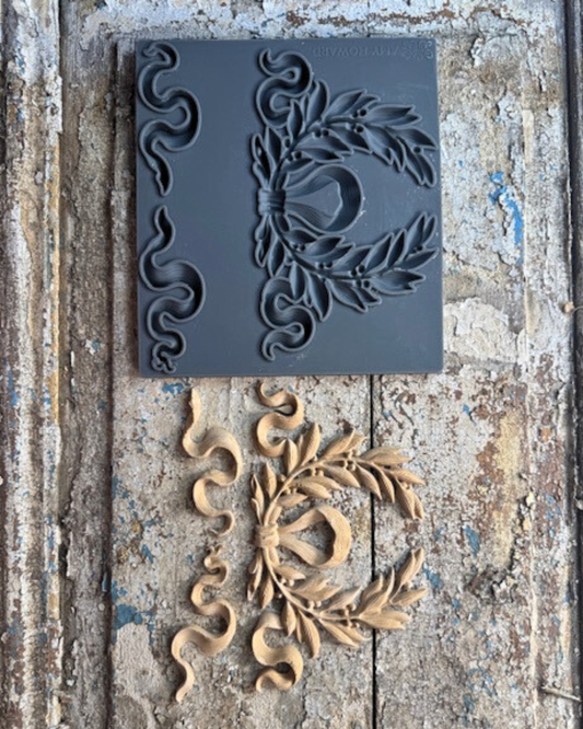 Amy Howard at Home : Decorative Mould - Laurel Wreath