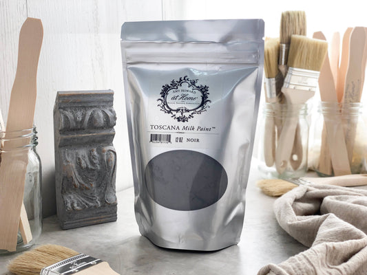 Amy Howard at Home : Toscana Milk Paint - Noir Black
